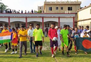 গোপালপুরে বাংলাদেশ বনাম ভারত ক্লাব পর্যায়ে প্রীতি ফুটবল ম্যাচ অনুষ্ঠিত