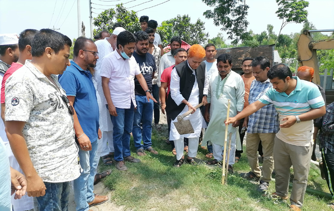 করটিয়ায় ফুটওভার ব্রিজ নির্মাণ কাজের উদ্বোধন