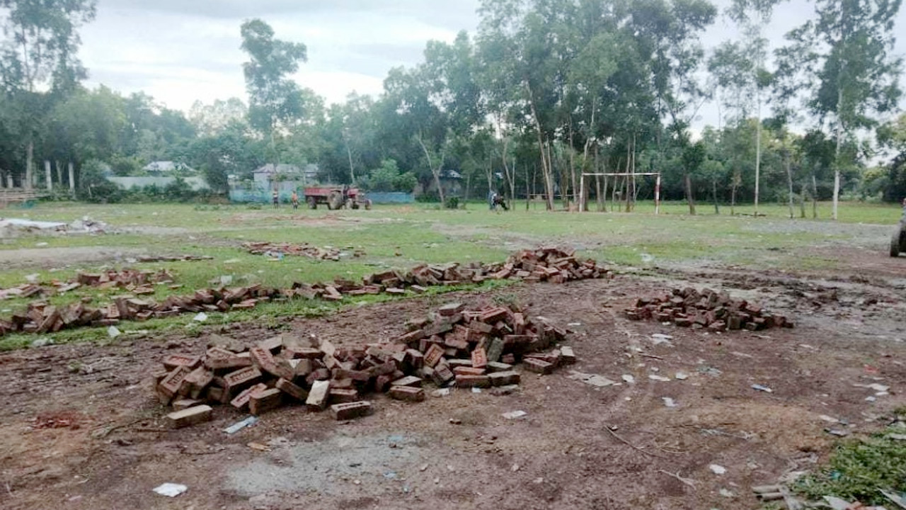 সখীপুরে উপজেলা প্রশাসনের আনারকলি খেলার মাঠ অবৈধ দখলমুক্ত