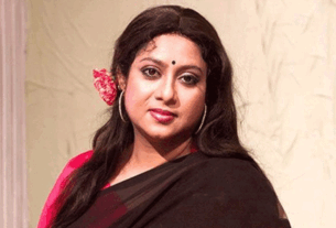 দুই সিনেমা অনিশ্চিত অভিনয়ে শাবনূরের ফেরা নিয়ে শঙ্কা
